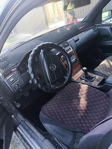 Mercedes-Benz E-Class: 1999 г., 2.9 л, Механика, Дизель, Универсал — 3