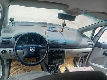 Унаа: Volkswagen Sharan: 2000 г., 2 л, Кол менен иштөөчү, Бензин, Вэн/Минивэн — 6
