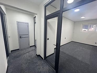 Аренда офисов, 67 м², В жилом комплексе, С отдельным сан узлом