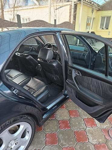 Транспорт: Mercedes-Benz E-Class: 2000 г., 4.3 л, Автомат, Бензин, Седан — 5