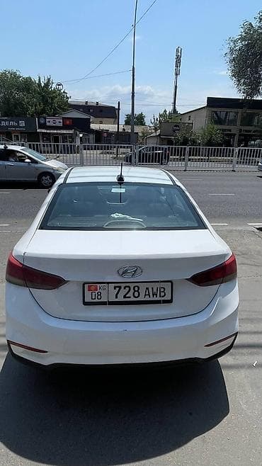 mazda cronos: Hyundai Solaris: 2018 г., 1.4 л, Механика, Бензин, Седан — 5