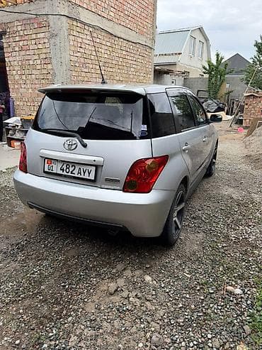 Toyota: Toyota Ist: 2003 г., 1.5 л, Автомат, Бензин, Хэтчбэк — 6
