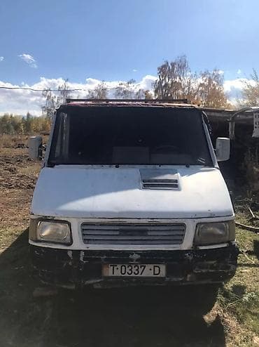 Легкий грузовик, Б/у at lalafo.kg Легкий грузовик, Б/у