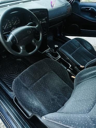 купить опель вектра б: Volkswagen Passat: 1995 г., Механика, Бензин, Седан — 3