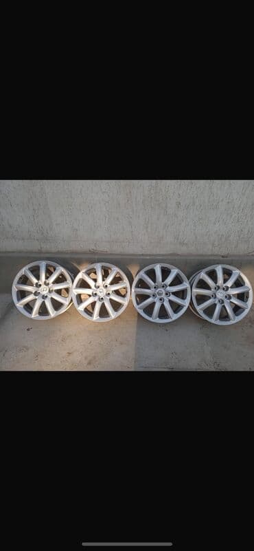 электрический домкрат: Литые Диски R 18 Toyota, Комплект — 4