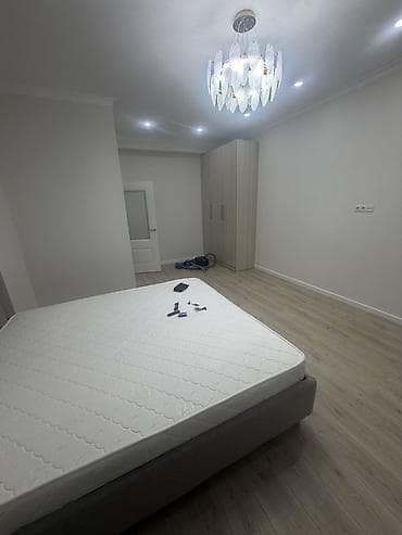 Недвижимость: 1 комната, 63 м², ТЦ Весна Элитка, 10 этаж, Дизайнерский ремонт — 4