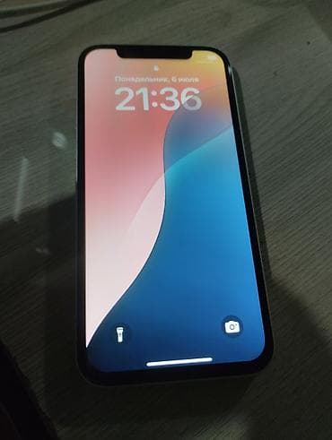 Техника и электроника: IPhone 12, белый цвет - Экран 6.1", OLED Super Retina XDR с вырезом — 1