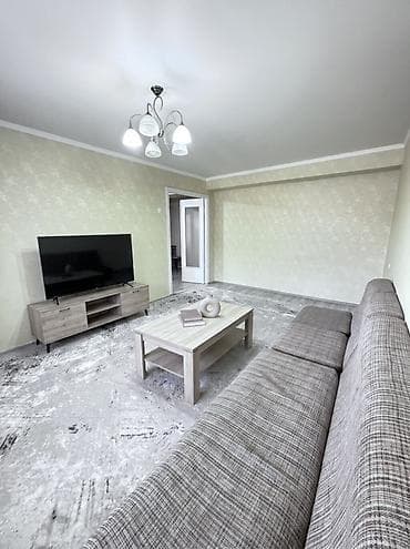 3: 3 комнаты, 73 м², 8 мкр Индивидуалка, 2 этаж, Косметический ремонт — 1