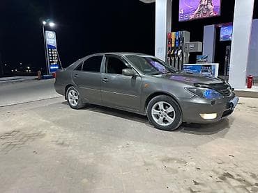650: Toyota Camry: 2002 г., 2.4 л, Механика, Бензин, Седан — 2