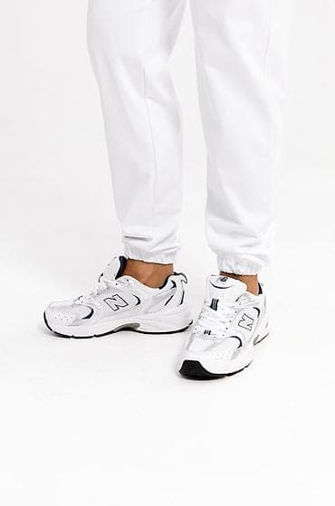 Толстовки, худи: Белые спортивные штаны женские Forstrong изготовлены в России из — 4