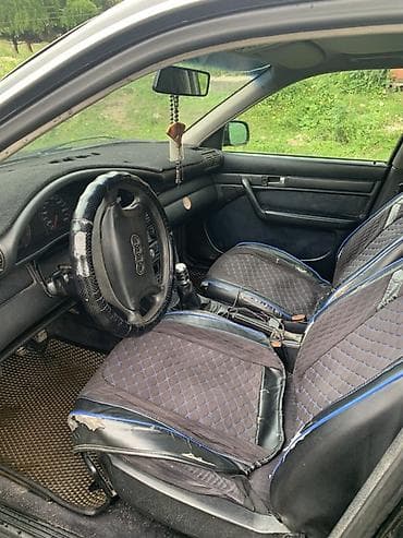 fit shuttle: Audi A6: 1994 г., 2.6 л, Механика, Бензин, Седан — 1