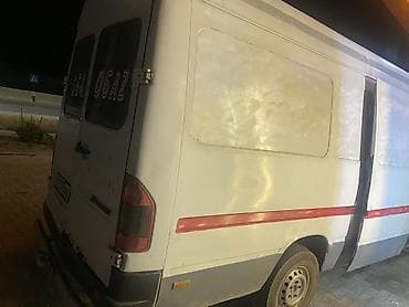 Mercedes-Benz Sprinter — длиннобазный фургон. Кузов: - Высокая крыша — 5