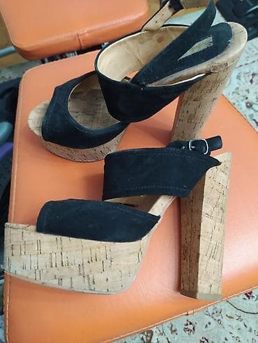 Женская обувь: Продаю босоножки,чистая замша, размер 37,удобная колодка, смотрятся — 1