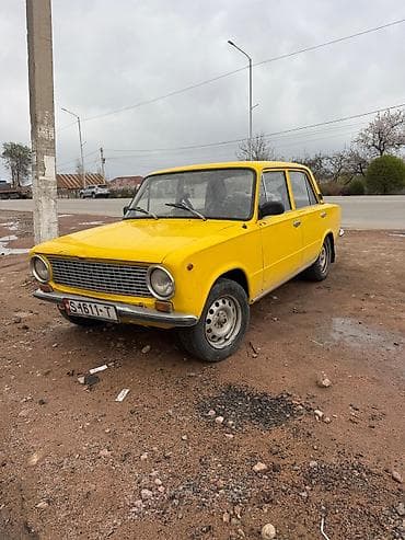 бампер 210: ВАЗ (ЛАДА) 2101: 1979 г., Ручные, Бензин, Седан — 3