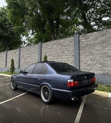 daf 480: BMW 5 series: 1990 г., 3 л, Механика, Бензин, Седан — 5