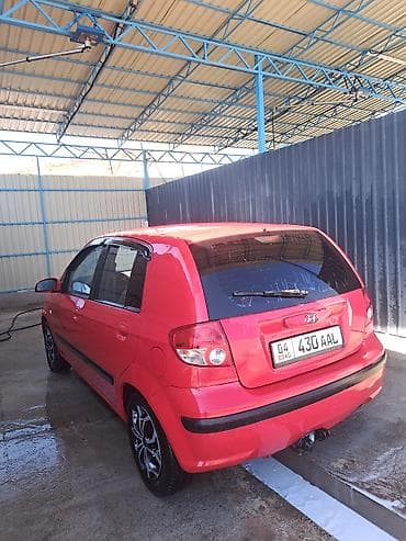 Унаа сатуу: Hyundai Getz: 2002 г., 1.1 л, Кол менен иштөөчү, Бензин, Хетчбек — 1