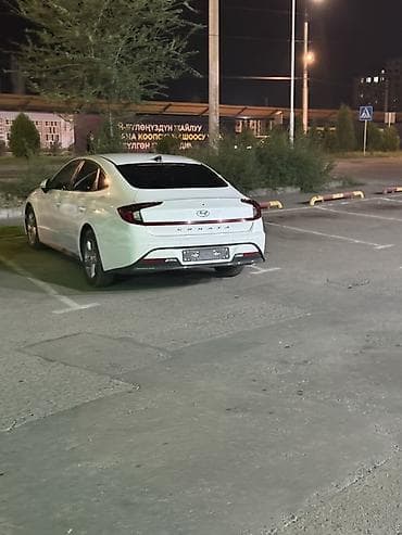 byd e7: Hyundai Sonata: 2019 г., Бензин, Седан — 2