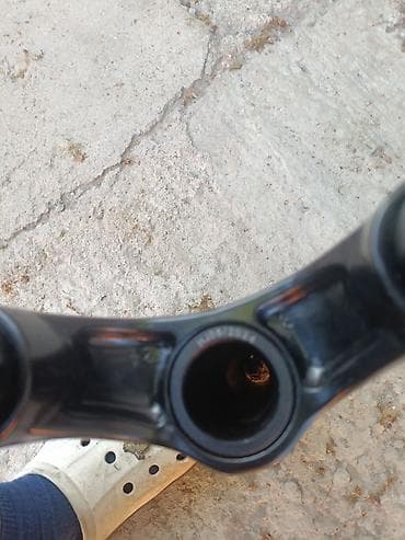 велосипеды бишкек: Вилка RockShox Yari - Назначение: трейл/эндуро, 27.5/29 (см. наклейку — 8