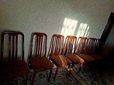 деревянные стулья: Стул для зала, Б/у, Дерево — 1