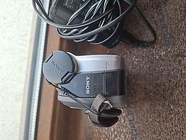 web camera: Видеокамера Sony DCR-HC28 Handycam - Оптическая видеокамера формата — 2