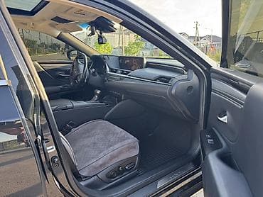 lexus ct200: Lexus ES: 2019 г., 2.5 л, Гибрид, Седан — 7