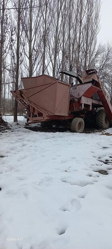 купить пресс подборщик: Продаю херсонец 200 в хорошем состоянии с бункером цена — 4