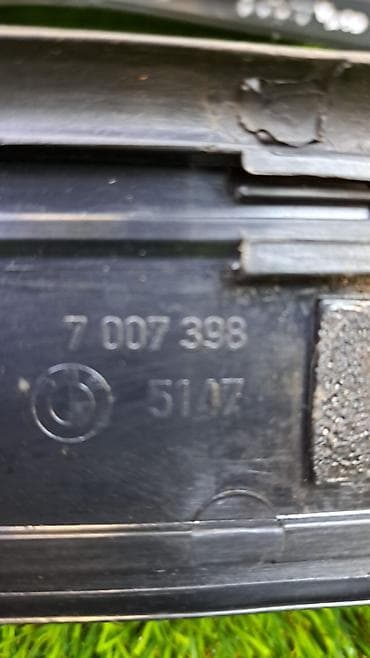 e39 е39: Решетка радиатора BMW 2010 г., Б/у, Оригинал — 4