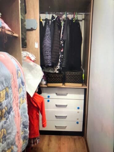 дом с прудом: Сдаю дом на долгий срок! Благоустроенный немецкий дом в 1,5 этажа,в — 8