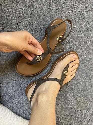 мужские шлепки: Женские сандалии оригинал! Michael Kors 🇺🇸 Состояние пару выходов — 3