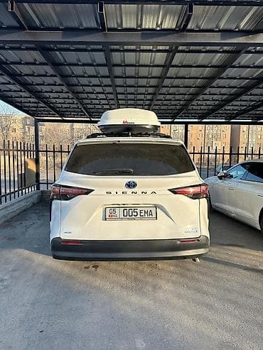 тайота сеана: Toyota Sienna: 2021 г., 2.5 л, Гибрид, Минивэн — 3