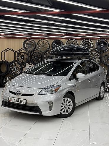 Унаа: Toyota Prius: 2014 г., 1.8 л, Автомат, Гибрид, Универсал — 4