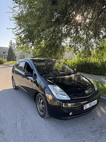 тае: Toyota Prius: 2006 г., Гибрид, Лифтбек — 2