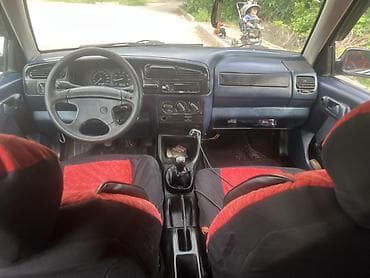 на вента: Volkswagen Vento: 1992 г., 1.8 л, Механика, Седан — 6
