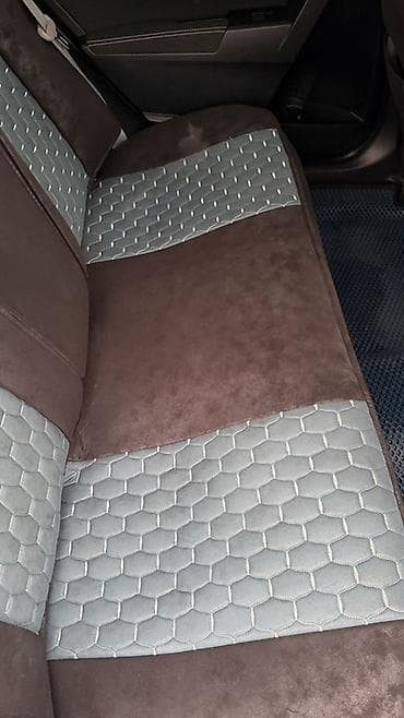 сиденья авто: Чехлы Алькантара, цвет - Серый, Toyota, Б/у — 1