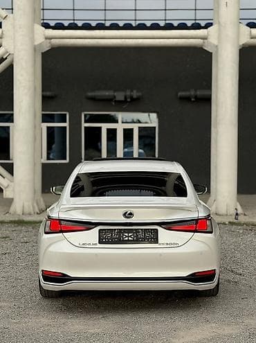 150: Lexus ES: 2018 г., 2.5 л, Автомат, Гибрид, Седан — 5