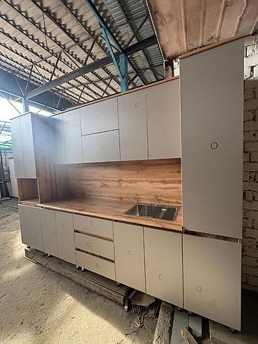 кухонный стенки: Современный модульный кухонный гарнитур - Прямая линейная компоновка — 6