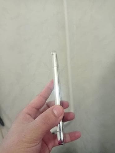 iphone red: Samsung Galaxy S22, 256 ГБ, цвет - Белый — 3