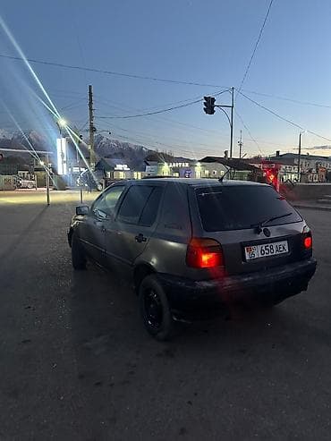 audi a4 2005: Volkswagen Golf: 1993 г., 1.8 л, Ручные, Бензин, Хэтчбэк — 2
