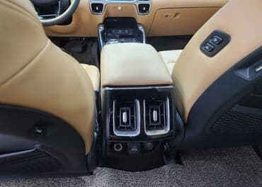 цены на машины бишкек: Kia Sorento: 2021 г., 2.2 л, Робот, Дизель, Внедорожник — 9