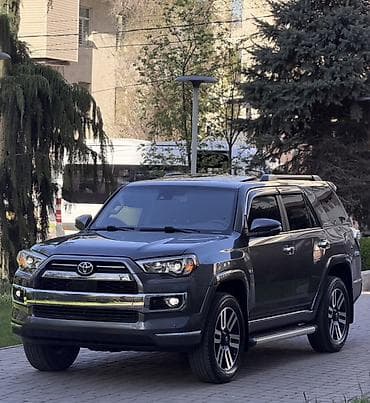 Toyota 4Runner: 2022 г., 4 л, Автомат, Бензин, Внедорожник