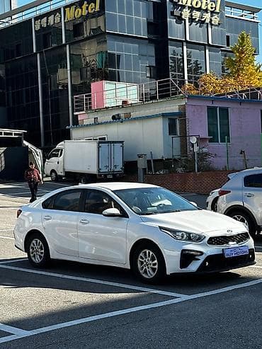 Kia K3: 2019 г., 1.6 л, Вариатор, Бензин, Седан