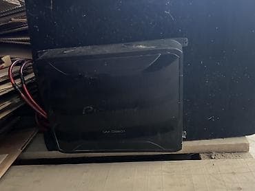 блок sbc: Двухполосный сабвуферный короб с динамиками Pioneer серии Champion. - — 4