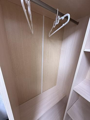 эски мебел: Шифоньерлер, кийидер үчүн шкафтар, Бурчтук, ЛДСП — 7