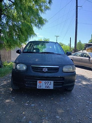 Suzuki Alto: 2002 г., 1.1 л, Механика, Бензин, Хэтчбэк