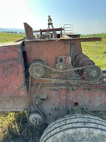 косим газон: Пресс-подборщик тюковый (прицепной, привод от ВОМ трактора) - Тип — 4