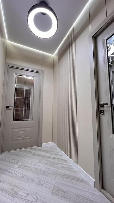 кател для баня: Дизайнерский интерьер комнаты с готовыми встроенными решениями. - — 9