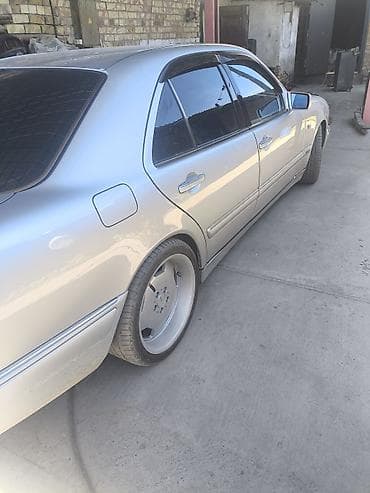 x5 e53: Mercedes-Benz E-Class: 1996 г., 5 л, Автомат, Бензин, Седан — 3