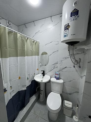 1 комната гостиничного типа: Сдаётся компактная комната с базовой мебелью в светлых тонах. Квартира — 8