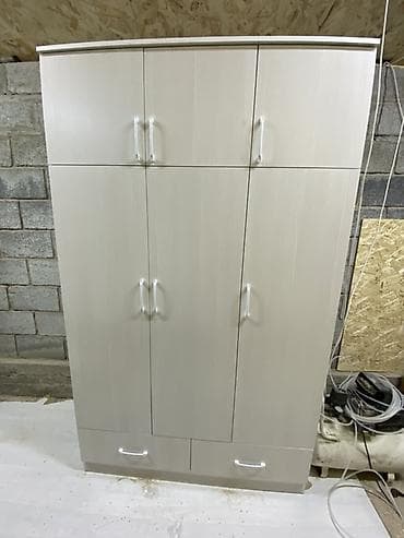 кухонный шарнитур: Кухонный гарнитур, ДСП — 9