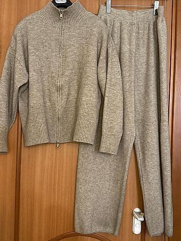 Айымдардын бут кийими: Вязаный костюм из мягкого меланжевого трикотажа цвета беж/грэйдж — 1